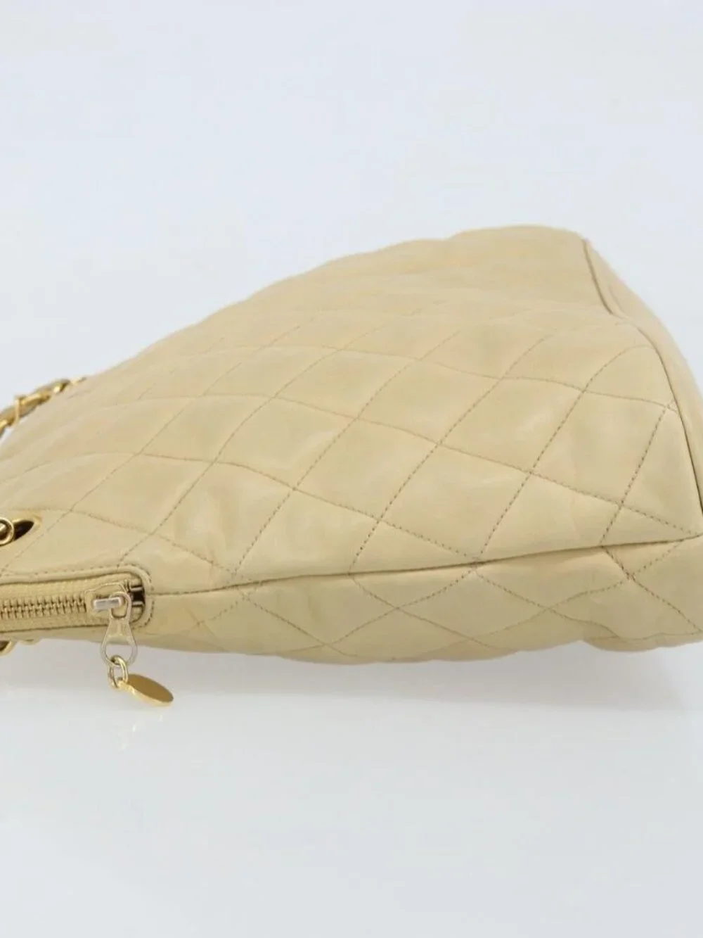 CHANEL Matelasse Chain Shoulder Tote Bag Lamb Skin Beige Gold CC Auth ARZ444